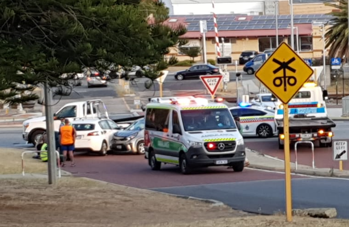 Current level crossings